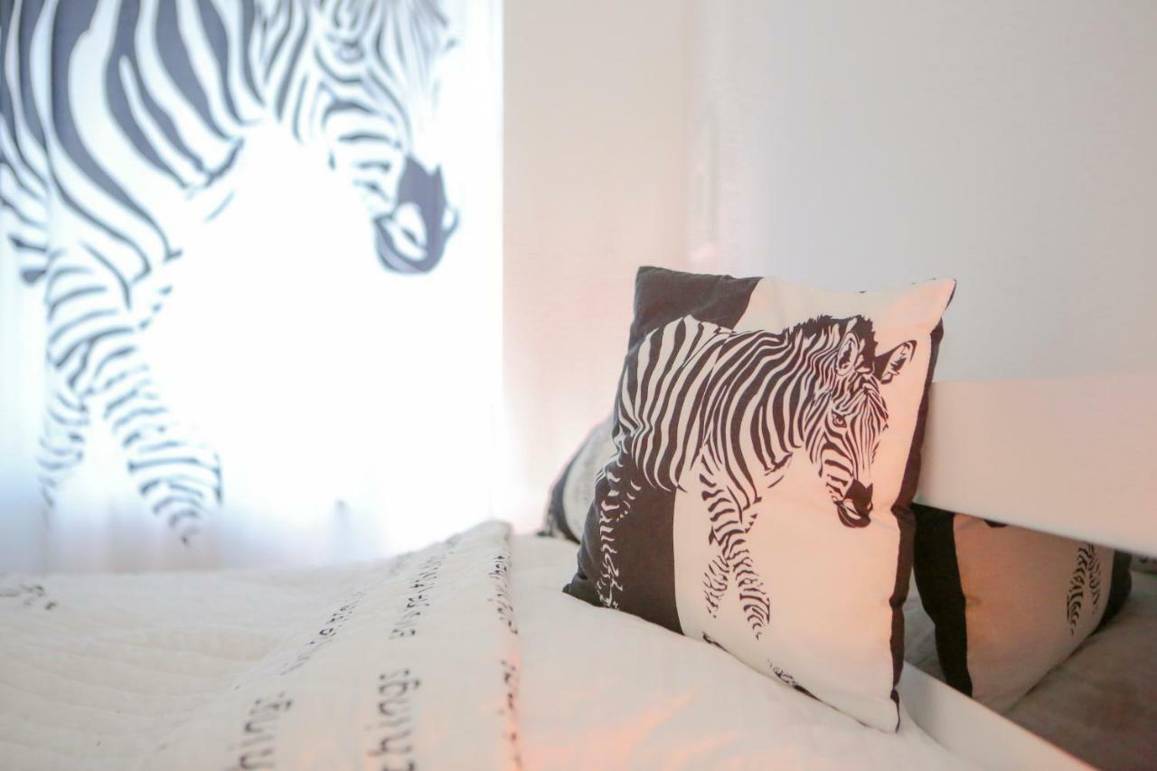 פראג Stylish Apartment A Few Steps From Metro מראה חיצוני תמונה