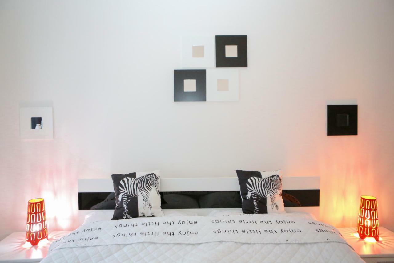 פראג Stylish Apartment A Few Steps From Metro מראה חיצוני תמונה